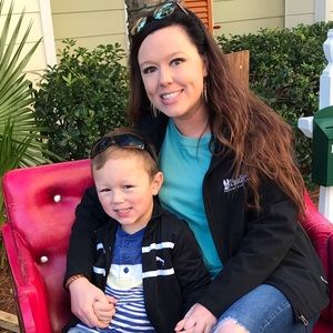 Meet your Posher, Ashley